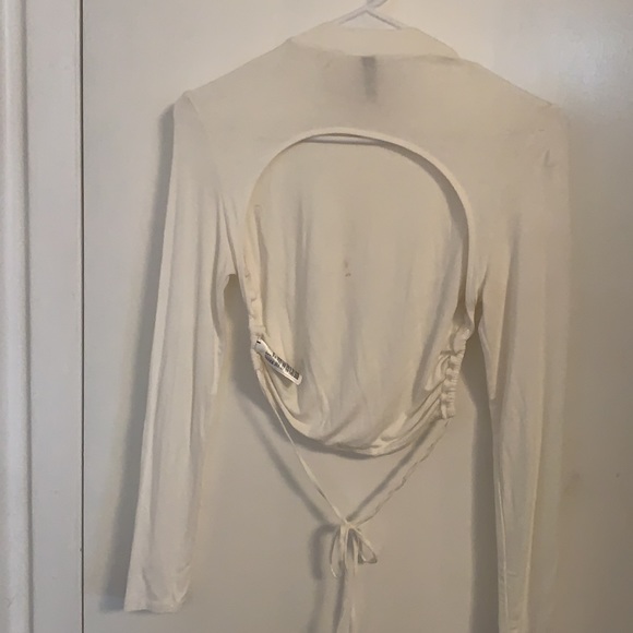 White open back crop top long sleeve - Picture 2 of 3